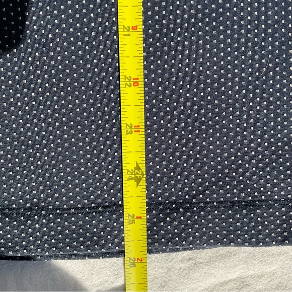 Lululemon Athletica Navy with White micro dots racerback tank top size 6 - Picture 6 of 6